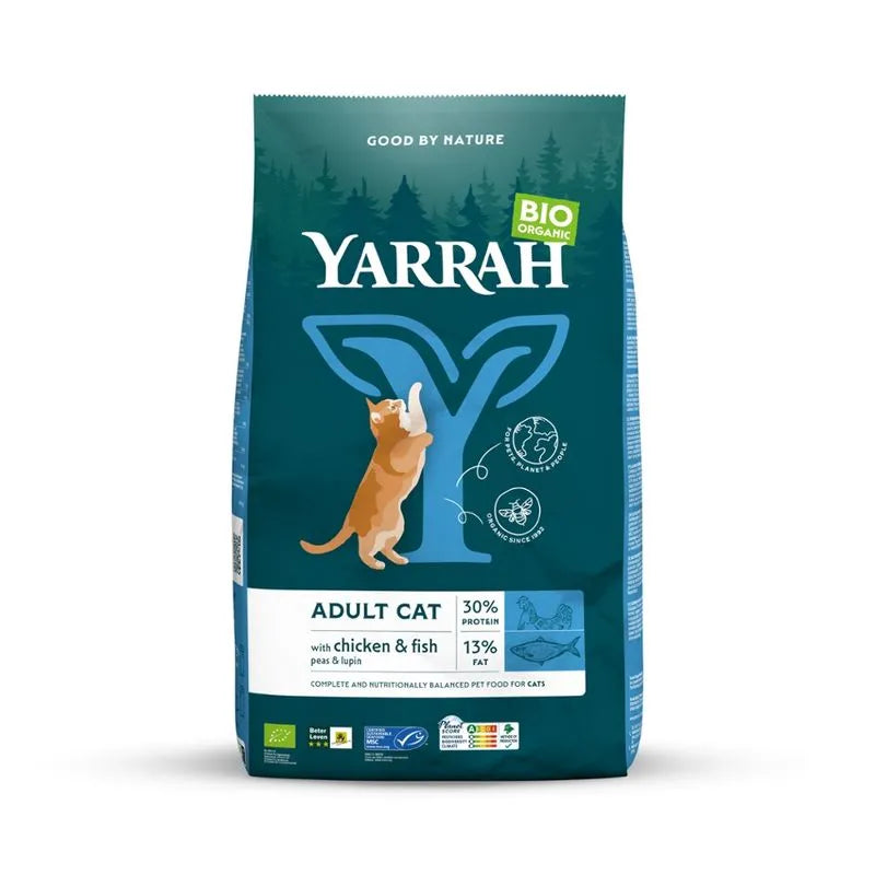 YARRAH - БИО КОТЕШКА ХРАНА СУХА ПИЛЕ И РИБА ADULT - 2,4 кг