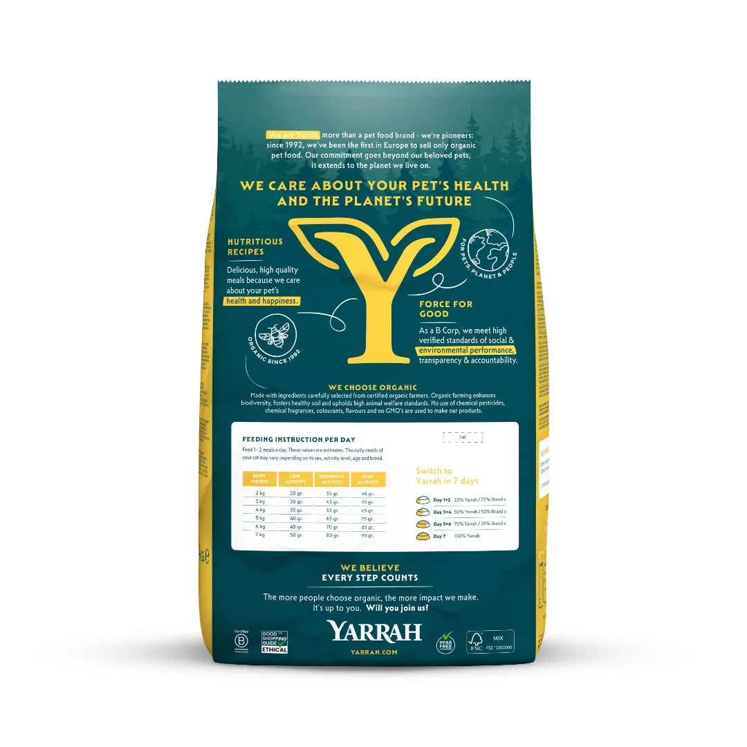 YARRAH - БИО КОТЕШКА ХРАНА СУХА ПИЛЕ ADULT - 2,4 кг